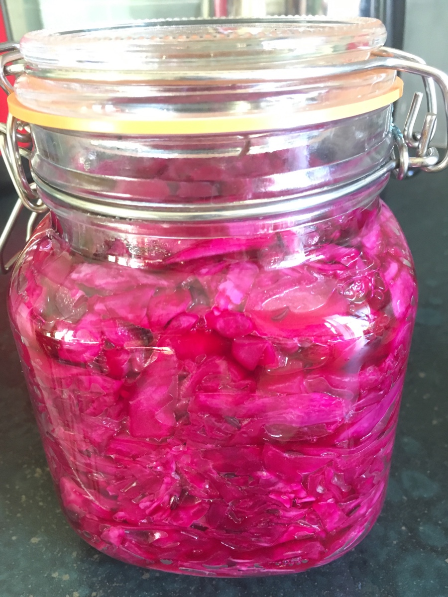 Red sauerkraut