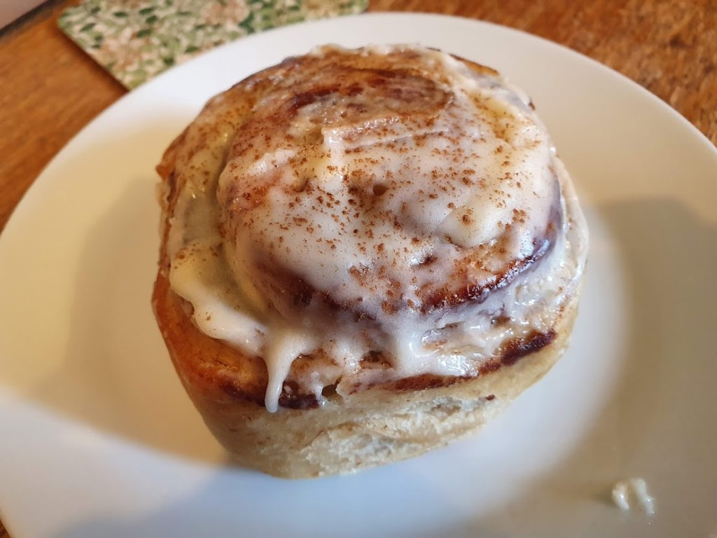 The wasp and the sticky&nbsp;bun