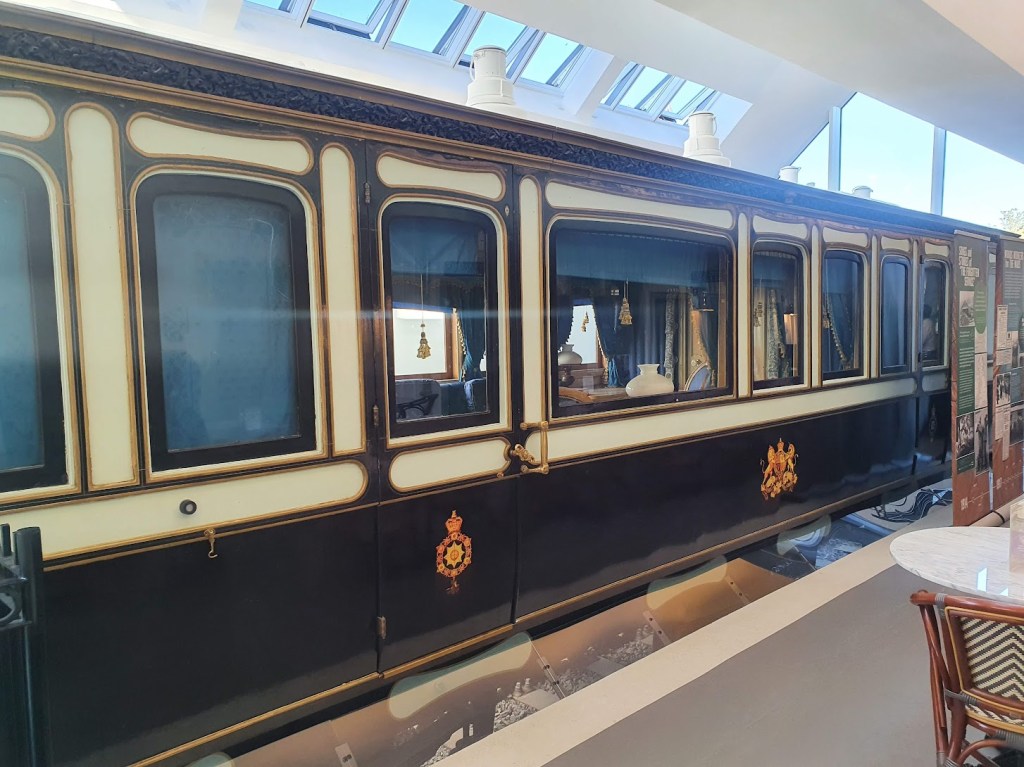 Royal train carriage