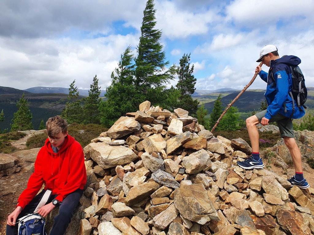 A pile of rocks at the top of Creag Choinnich