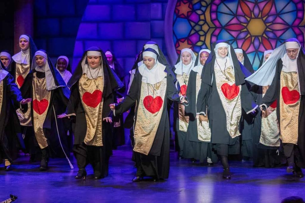 Elizabeth as a nun in Sister Act the musical. 