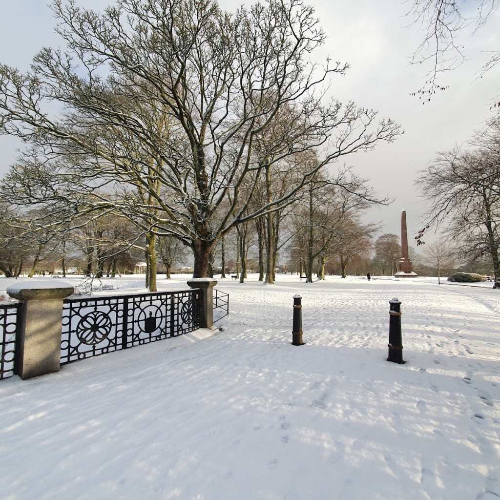 The bridge at Duthie Park with snow on the ground.