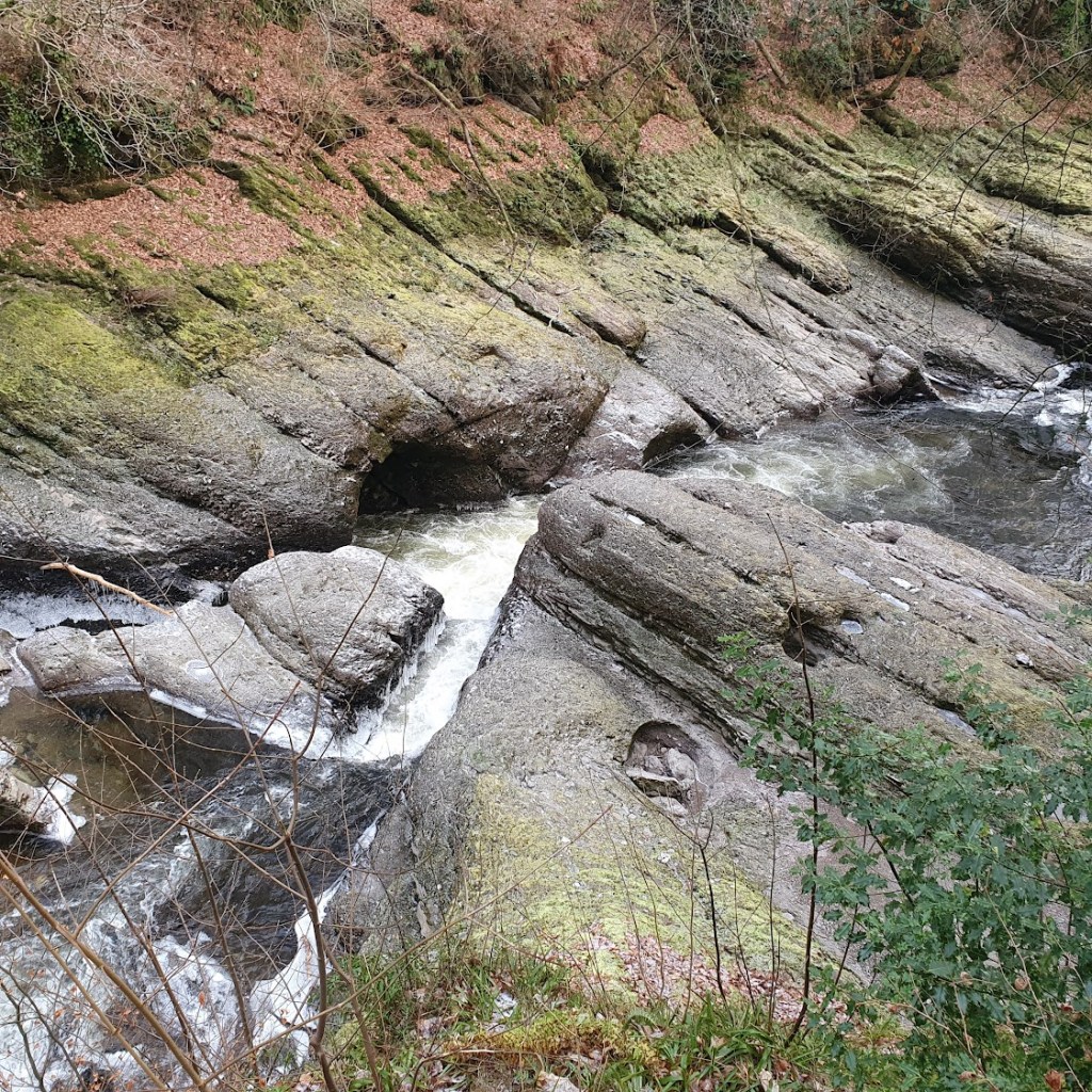 The gorge in the River Ericht.