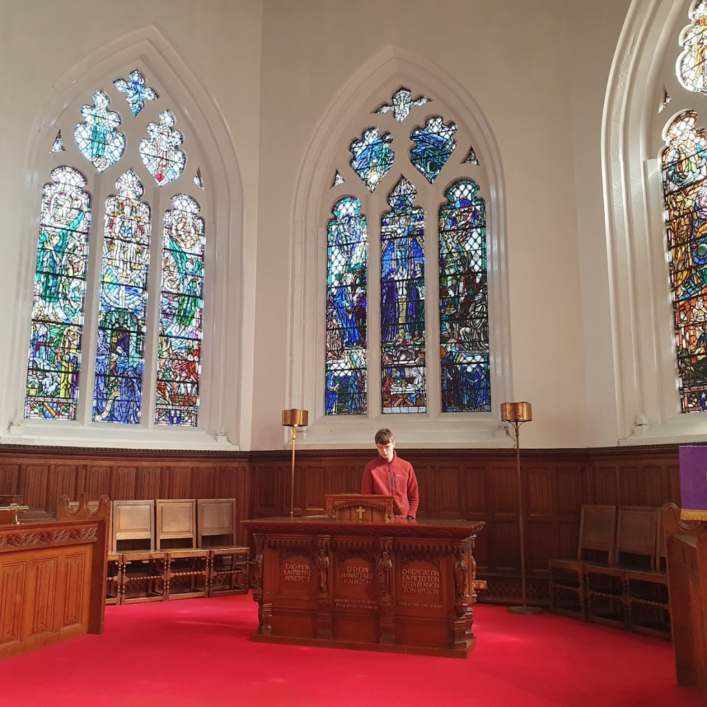 Daniel in the chapel.