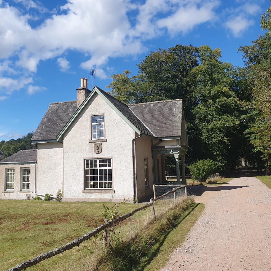 An old house on the walk.