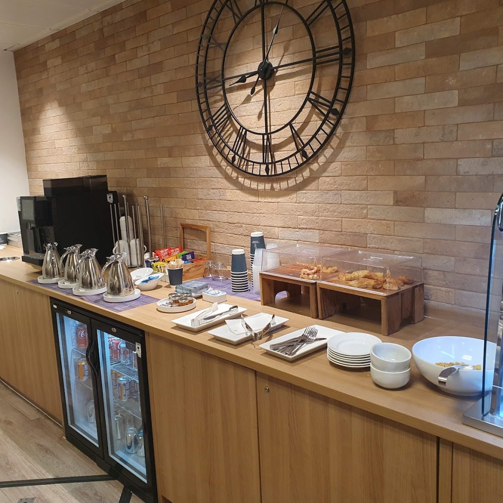 Hot drinks in the club lounge.