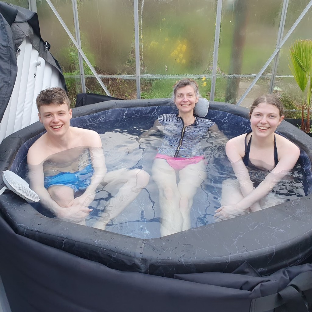 Daniel, me and Elizabeth in the hot tub