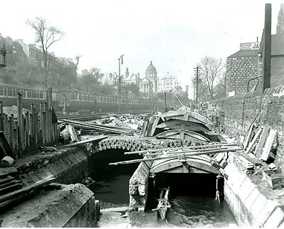 The Denburn partly enclosed in the culvert.