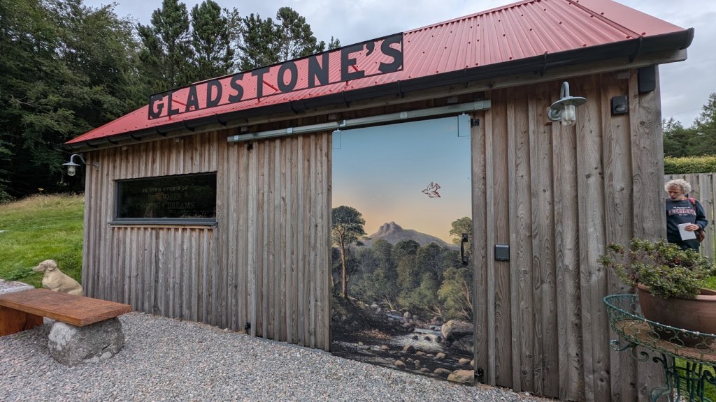Gladstone's store from the outside